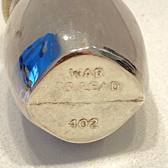 Set of 2 Vintage War Lead Silver Plated Mini Salt and Pepper Shakers - Picture 3 of 5